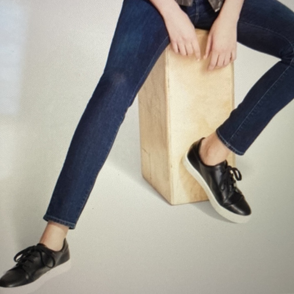 Vince Leather Loafers